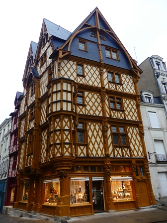 Maison-adamP1100107.JPG, mars 2025